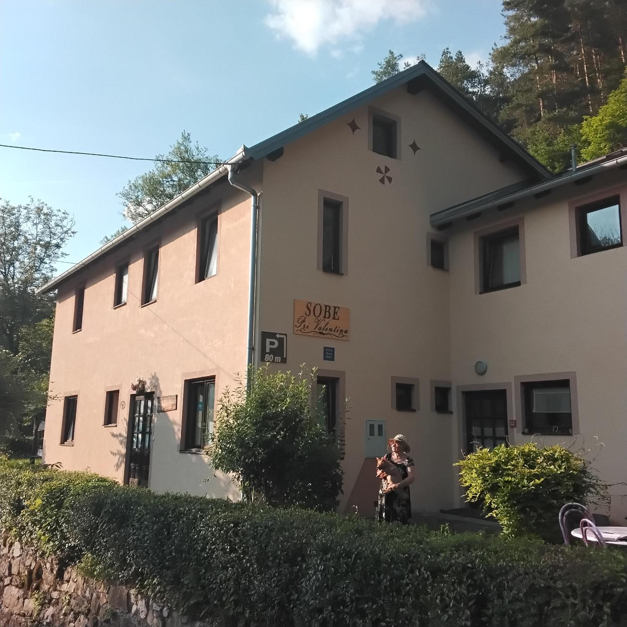 Sobe Pri Valentinu